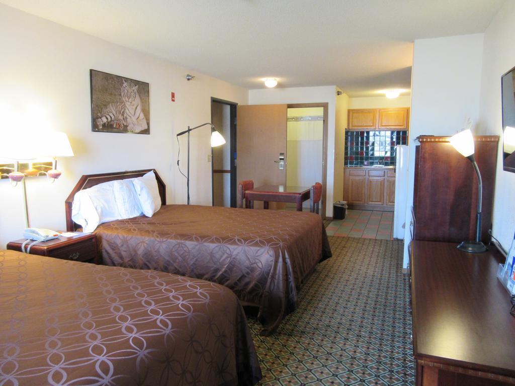 ฮาวเวิร์ด จอห์นสัน บาย วินด์แฮม วิชิตา แอร์พอร์ต Hotel วิชิต้า ภายนอก รูปภาพ