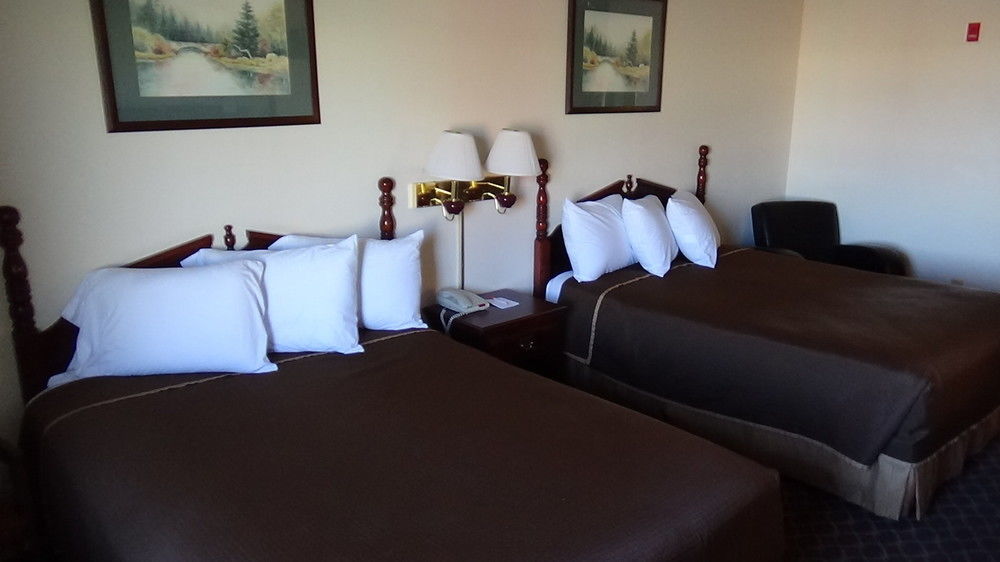 ฮาวเวิร์ด จอห์นสัน บาย วินด์แฮม วิชิตา แอร์พอร์ต Hotel วิชิต้า ภายนอก รูปภาพ
