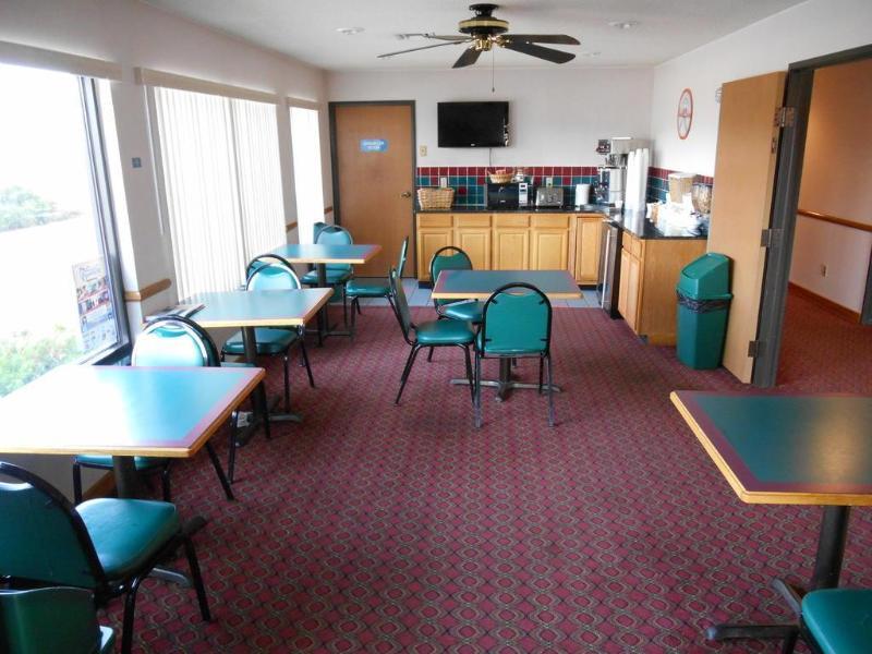 ฮาวเวิร์ด จอห์นสัน บาย วินด์แฮม วิชิตา แอร์พอร์ต Hotel วิชิต้า ภายนอก รูปภาพ