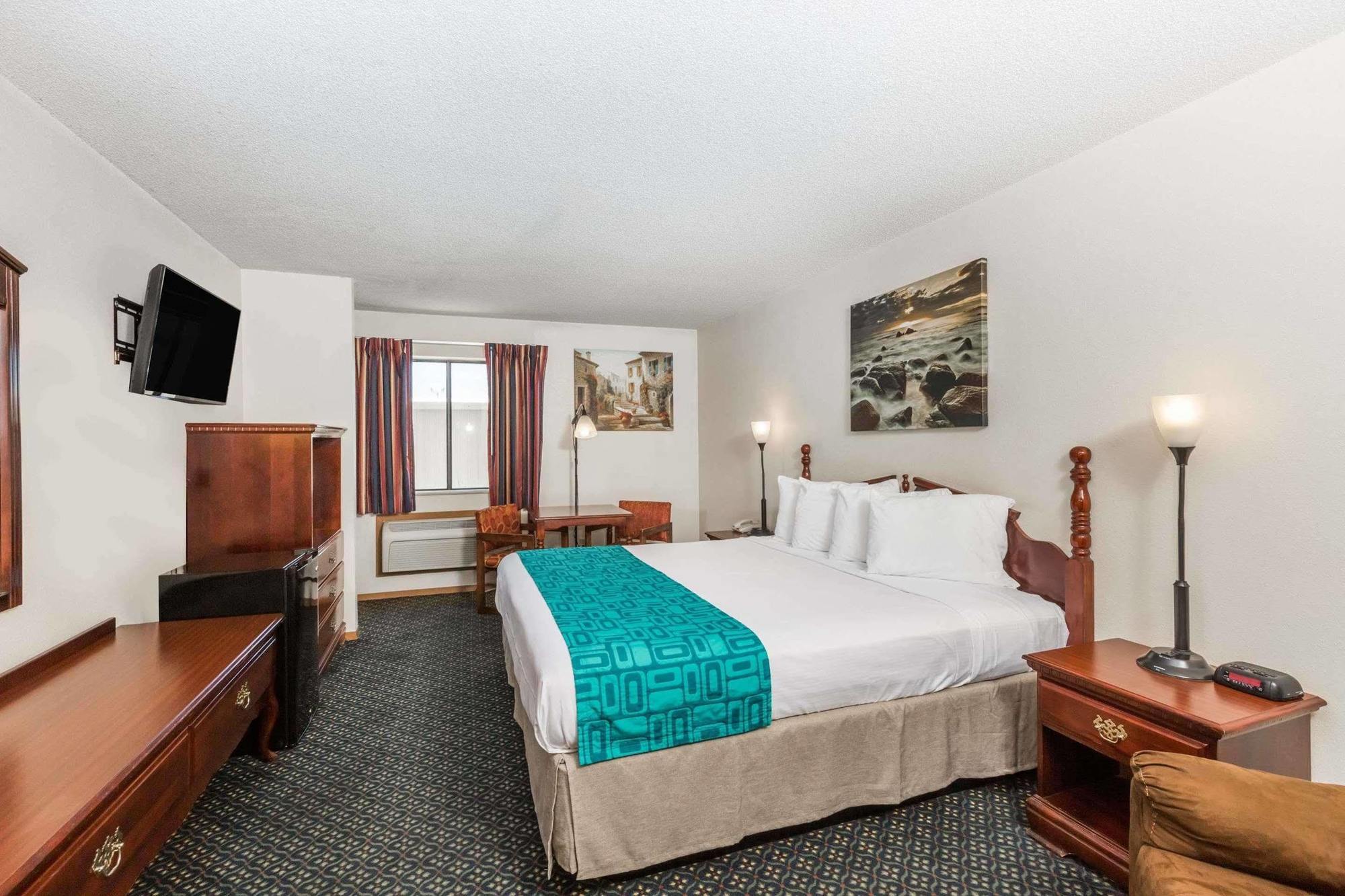 ฮาวเวิร์ด จอห์นสัน บาย วินด์แฮม วิชิตา แอร์พอร์ต Hotel วิชิต้า ภายนอก รูปภาพ