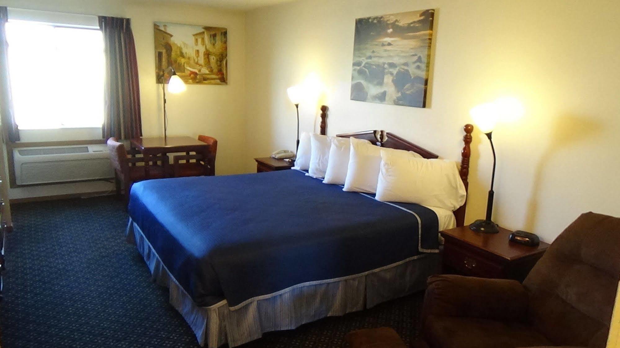 ฮาวเวิร์ด จอห์นสัน บาย วินด์แฮม วิชิตา แอร์พอร์ต Hotel วิชิต้า ภายนอก รูปภาพ